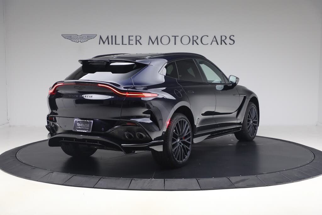 2025 Aston Martin DBX 707 AWD photo 9