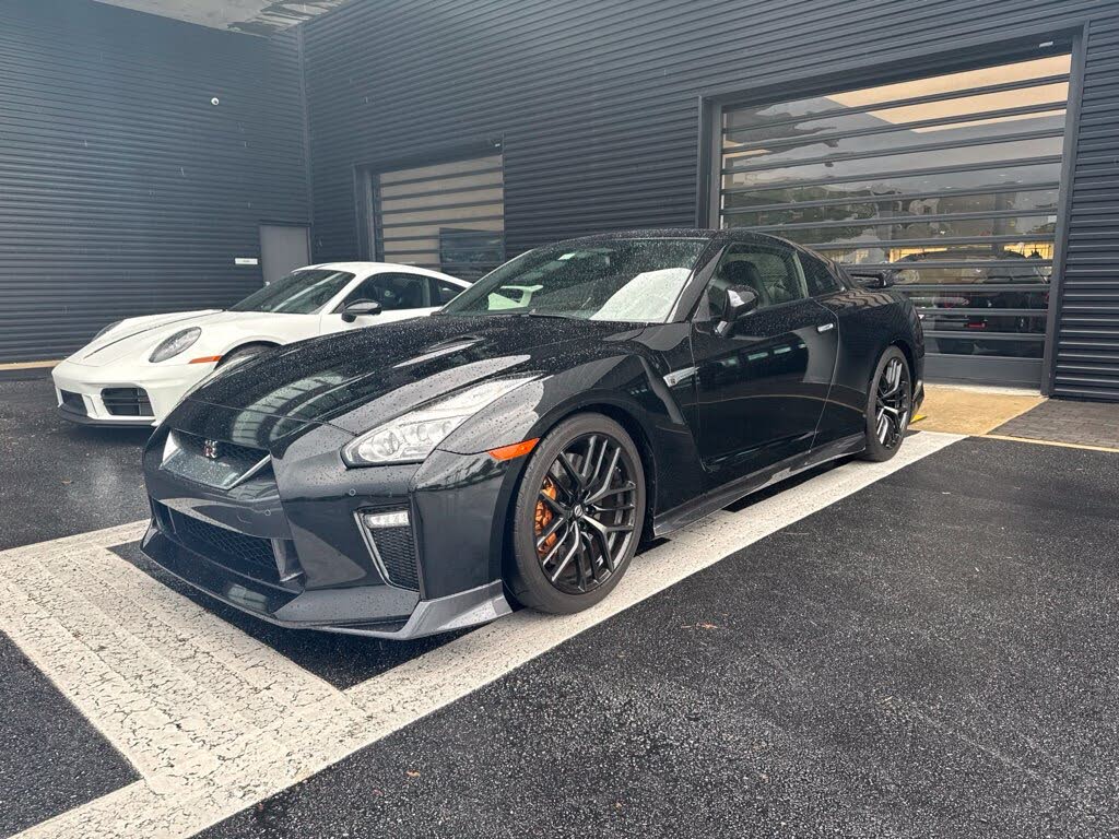 2017 Nissan GT-R Premium