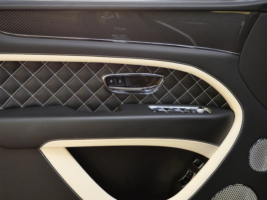 2022 Bentley Bentayga Speed AWD photo 14