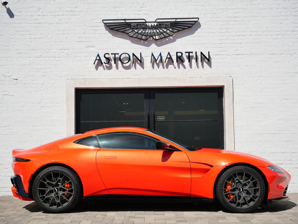 2022 Aston Martin Vantage Coupe RWD photo 15