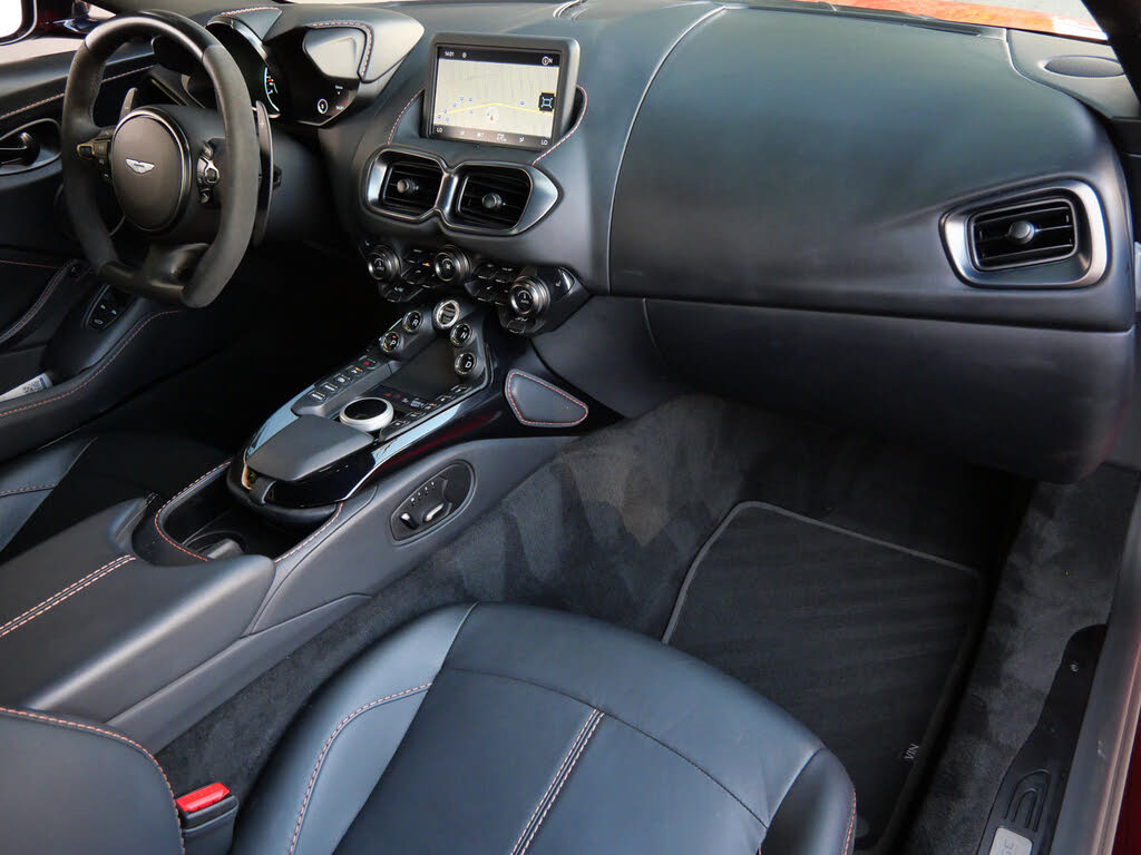 2022 Aston Martin Vantage Coupe RWD photo 22