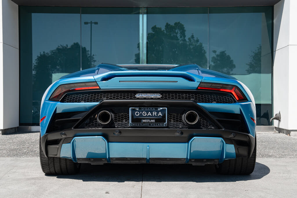 2023 Lamborghini Huracan LP 610-2 EVO Spyder RWD photo 4