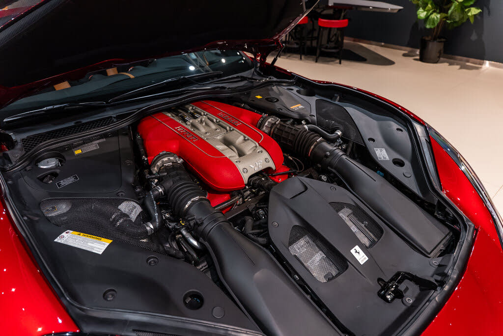 2021 Ferrari 812 GTS RWD photo 17