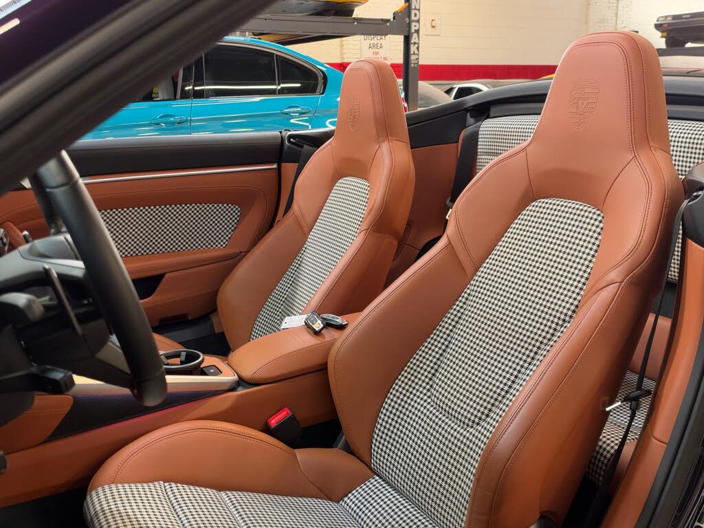 2024 Porsche 911 Turbo S Cabriolet AWD photo 19 of 24