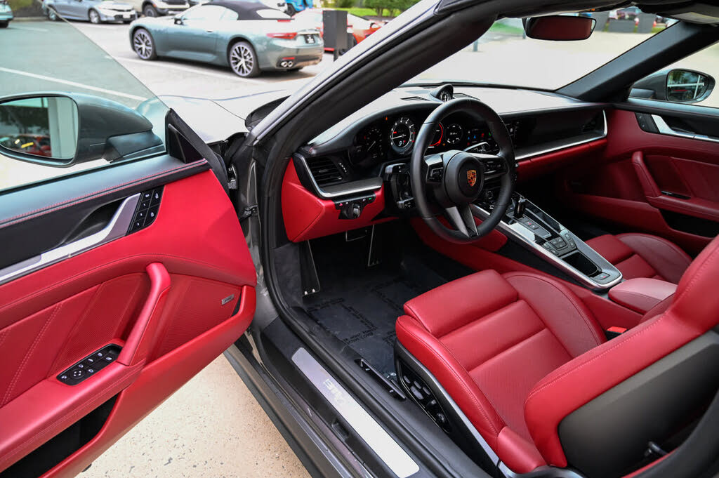 2022 Porsche 911 Turbo Cabriolet AWD photo 15 of 24