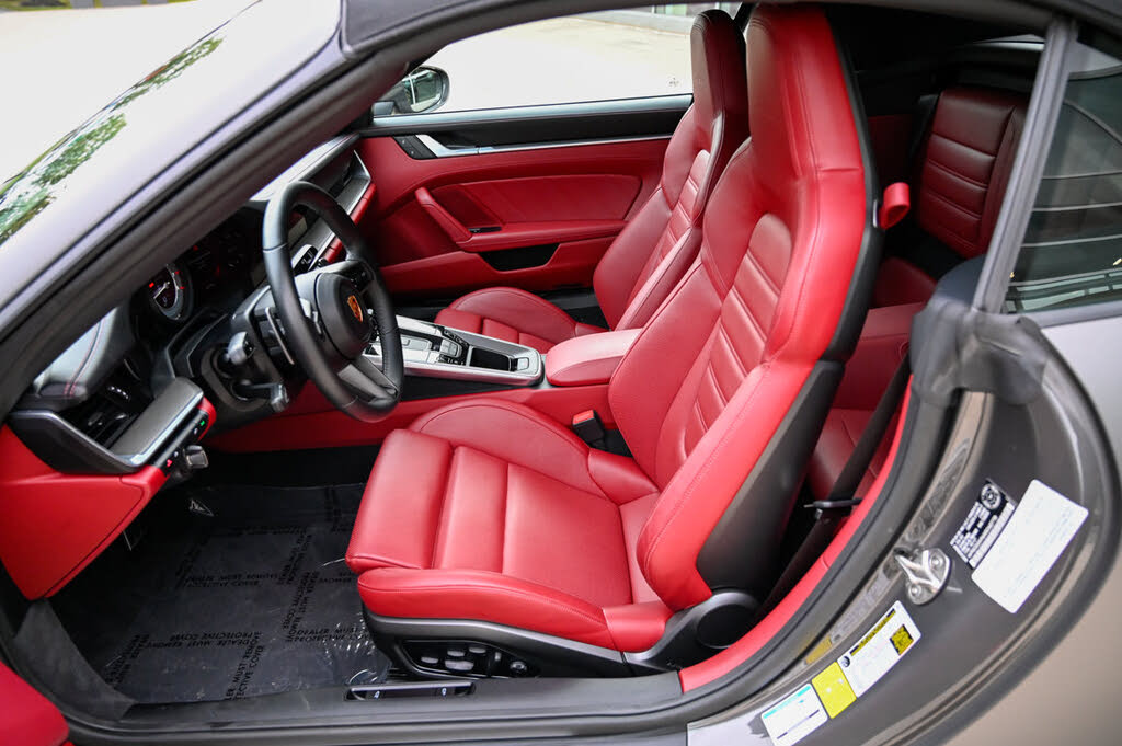 2022 Porsche 911 Turbo Cabriolet AWD photo 17 of 24