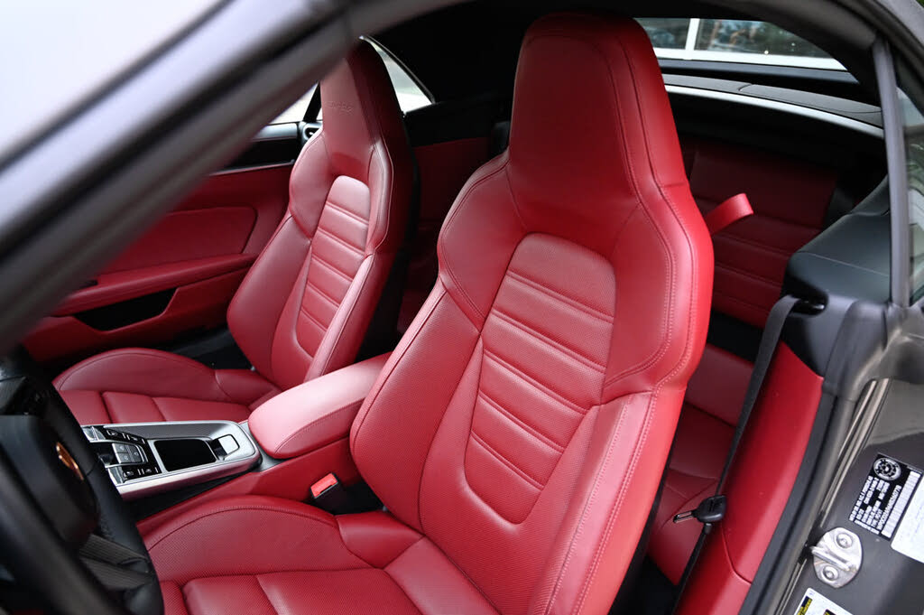 2022 Porsche 911 Turbo Cabriolet AWD photo 19 of 24