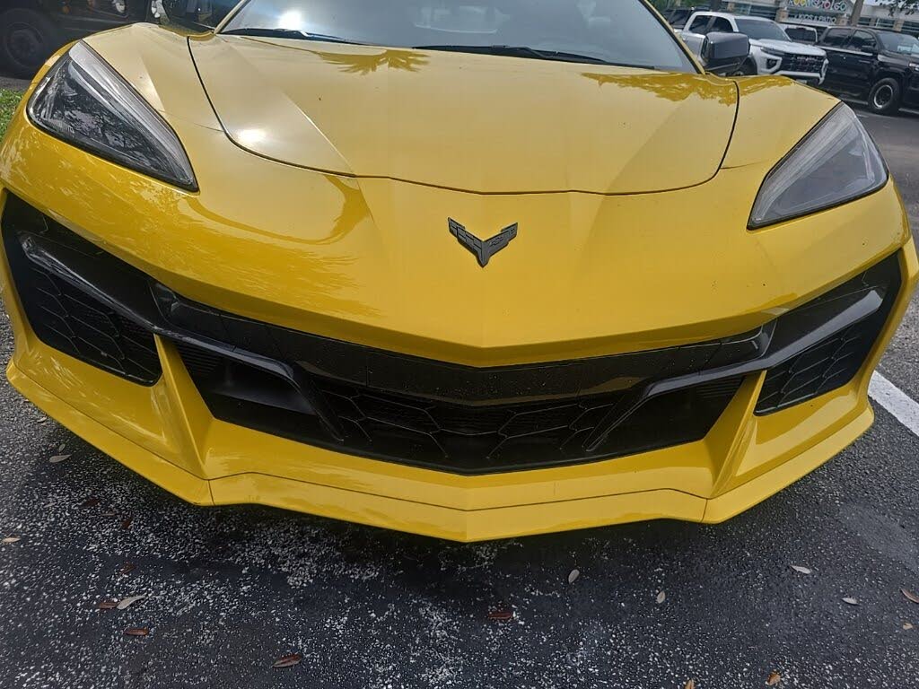 2025 Chevrolet Corvette Z06 1LZ Coupe RWD photo 13