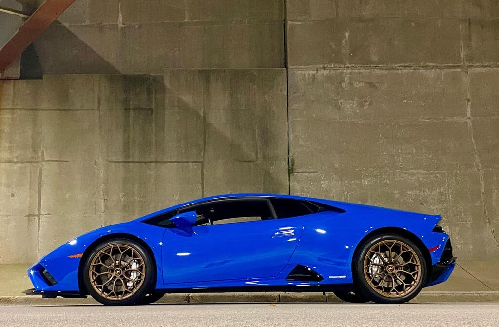 2021 Lamborghini Huracan photo 16
