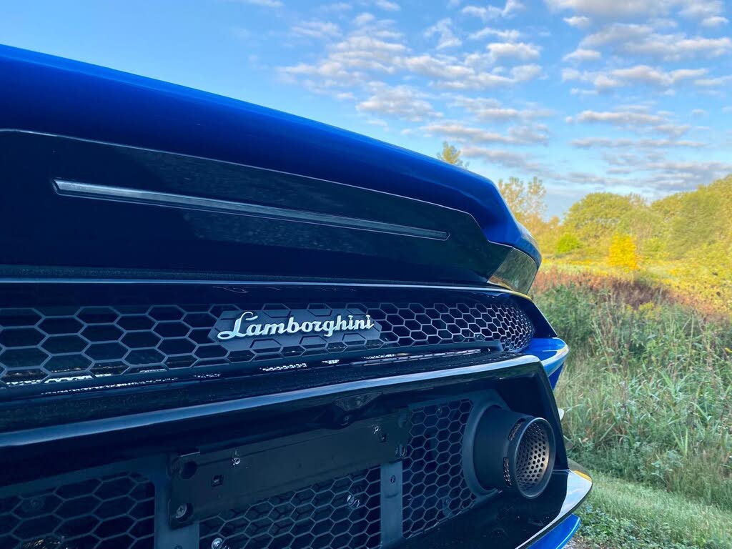 2021 Lamborghini Huracan photo 19