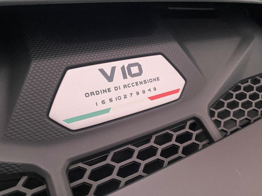 2021 Lamborghini Huracan photo 22
