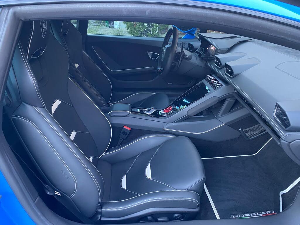 2021 Lamborghini Huracan photo 9