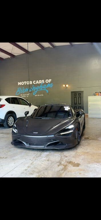 2018 McLaren 720S Luxury RWD photo 2