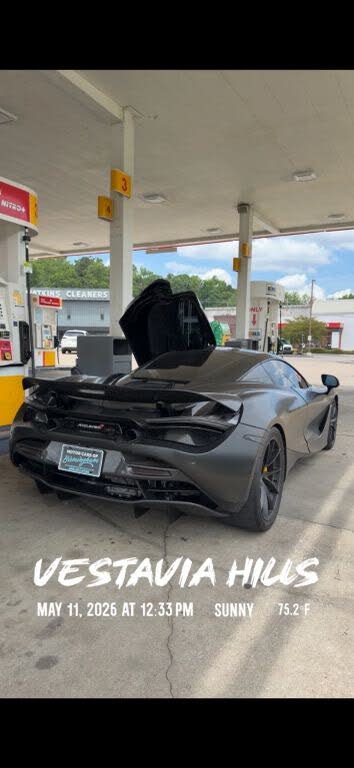 2018 McLaren 720S Luxury RWD photo 3