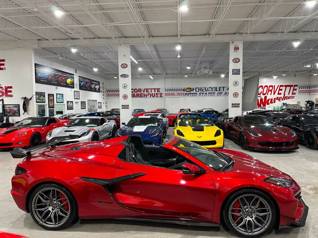 2025 Chevrolet Corvette Z06 1LZ Convertible RWD photo 15