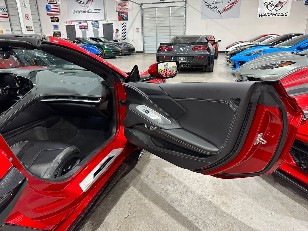 2025 Chevrolet Corvette Z06 1LZ Convertible RWD photo 18