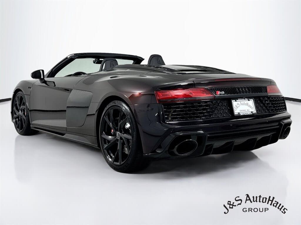 2023 Audi R8 V10 Performance Spyder RWD photo 5 of 24