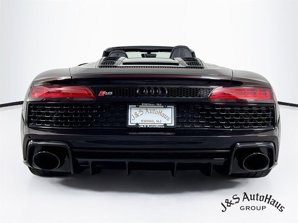 2023 Audi R8 V10 Performance Spyder RWD photo 6 of 24