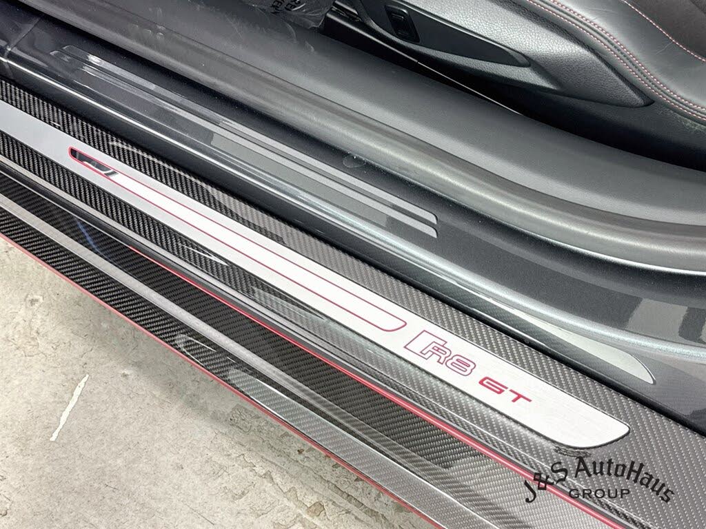 2023 Audi R8 V10 GT Coupe RWD photo 16 of 24