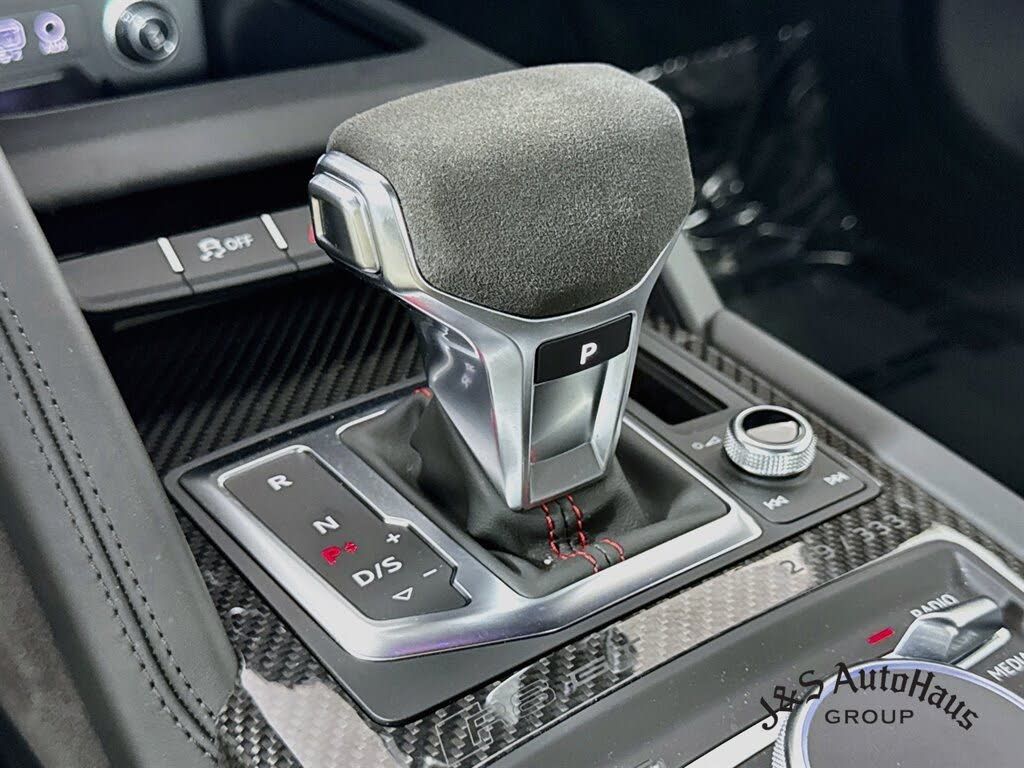 2023 Audi R8 V10 GT Coupe RWD photo 21 of 24