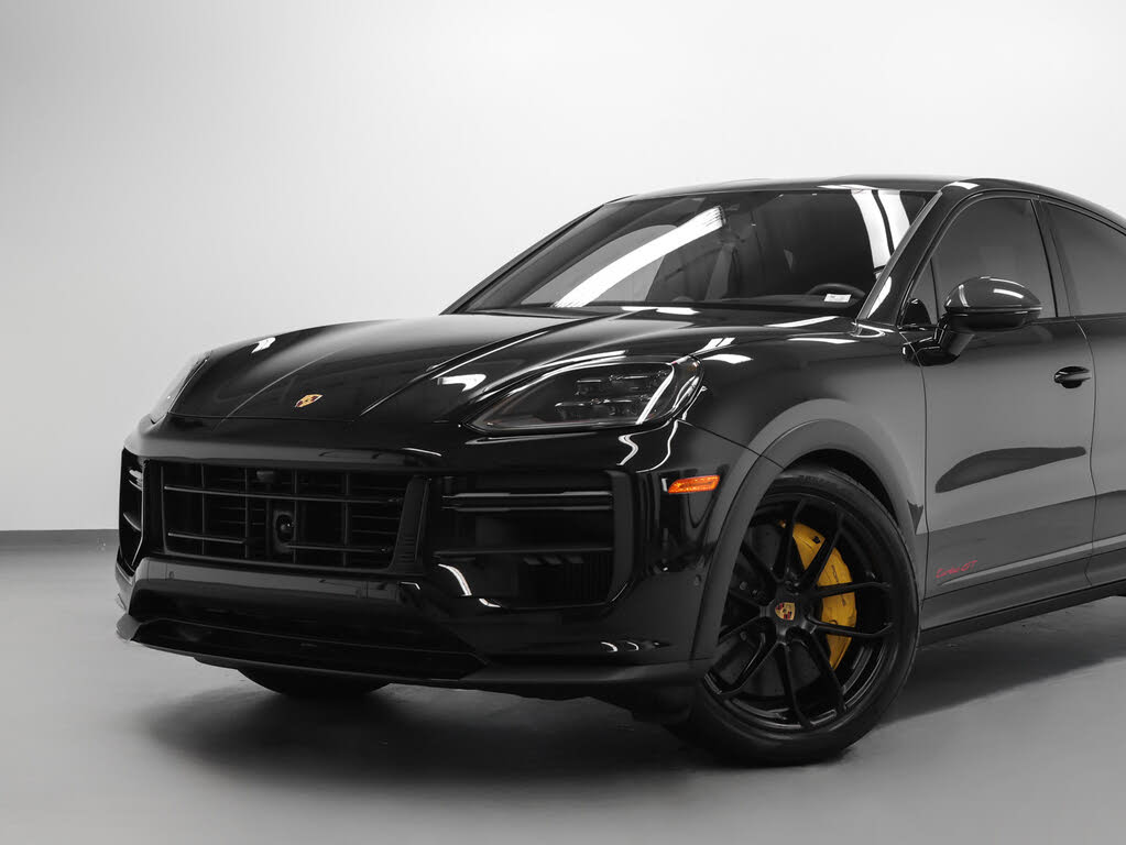 2024 Porsche Cayenne Turbo GT AWD photo 6