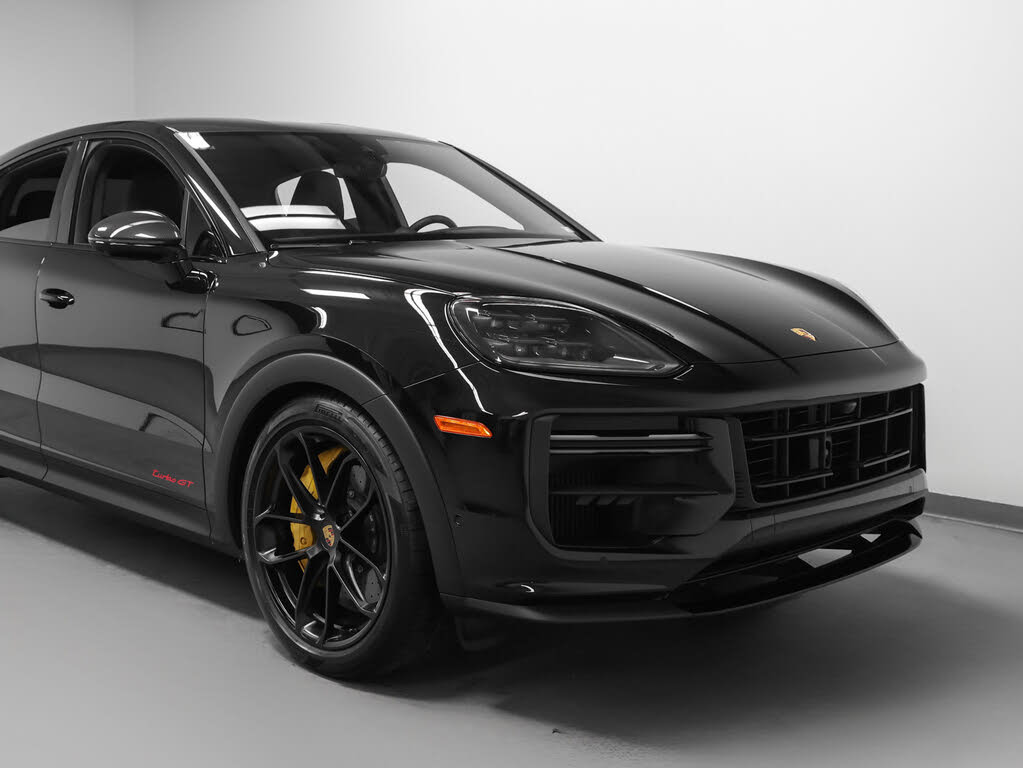 2024 Porsche Cayenne Turbo GT AWD photo 9
