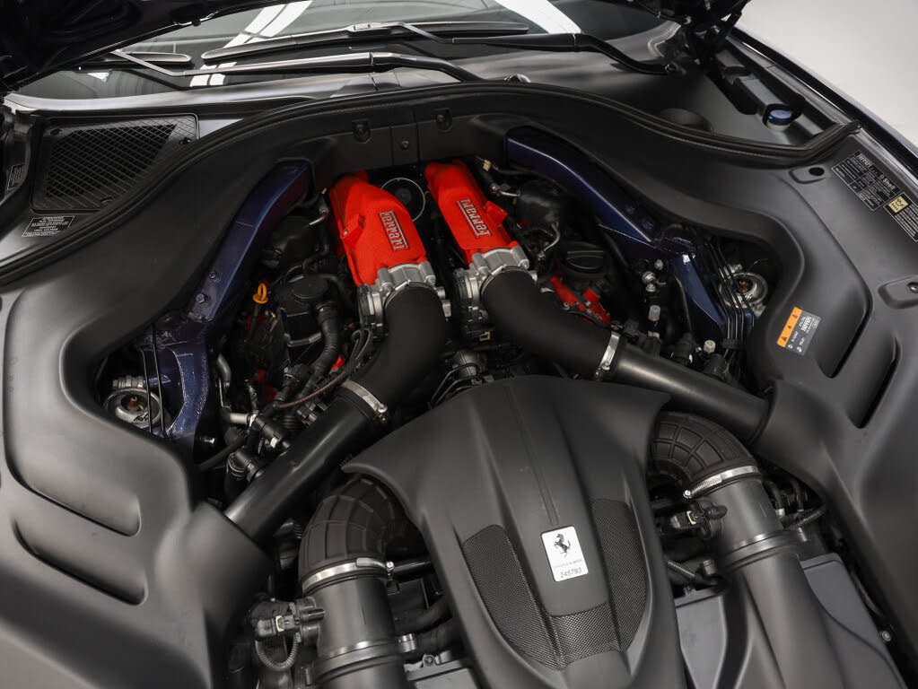 2019 Ferrari Portofino Convertible RWD photo 16