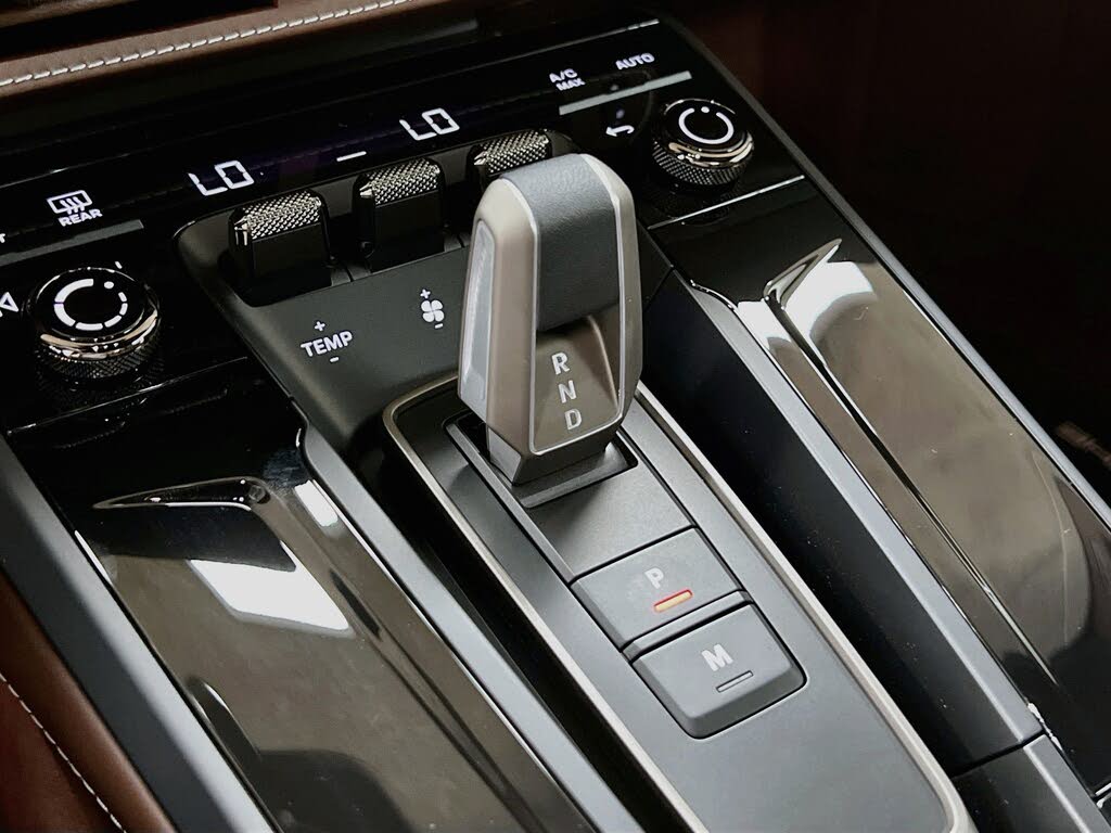 2026 Porsche 911 Turbo S Coupe AWD photo 18 of 24