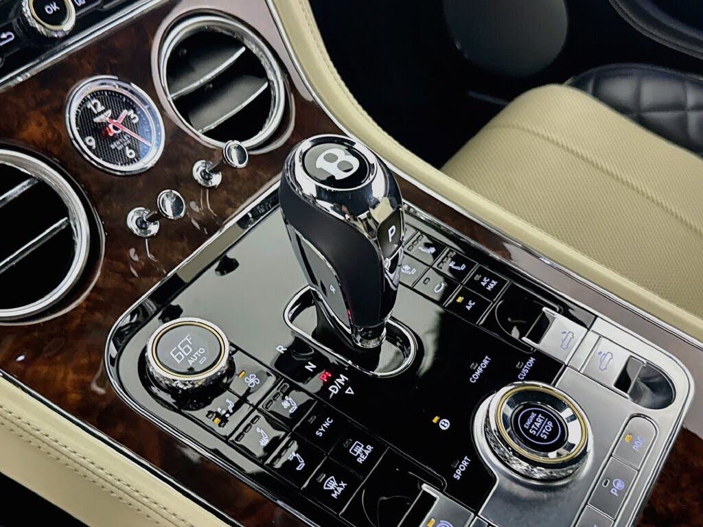 2022 Bentley Continental GTC V8 AWD photo 17