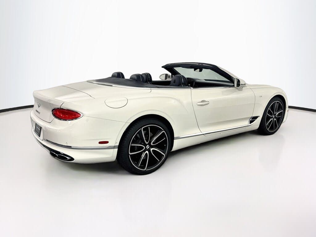 2022 Bentley Continental GTC V8 AWD photo 5