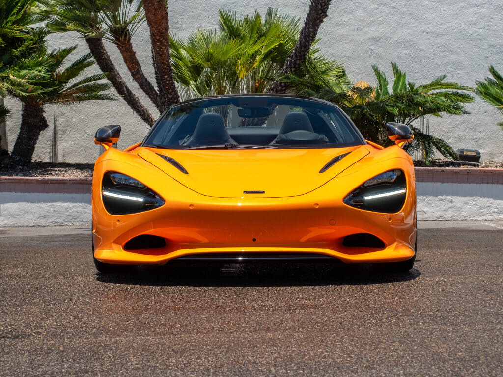 2027 McLaren 750S Spider RWD photo 2