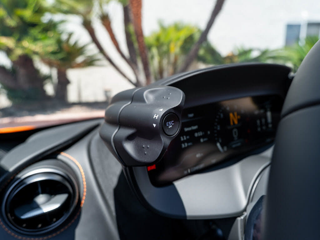 2027 McLaren 750S Spider RWD photo 13