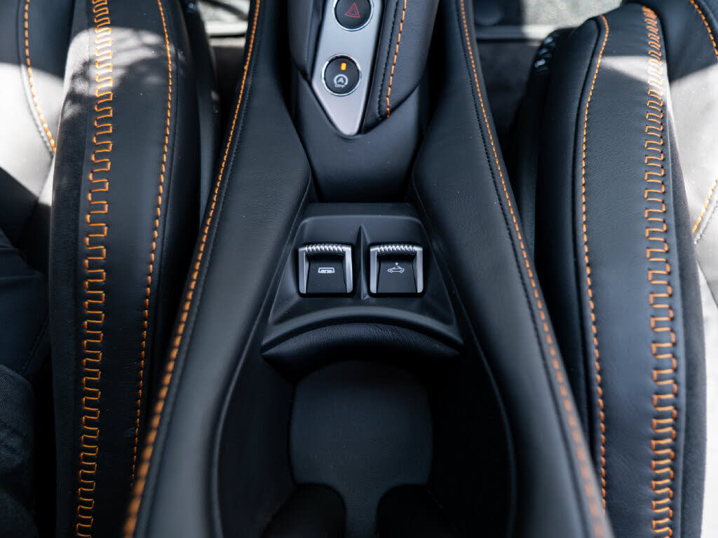 2027 McLaren 750S Spider RWD photo 17