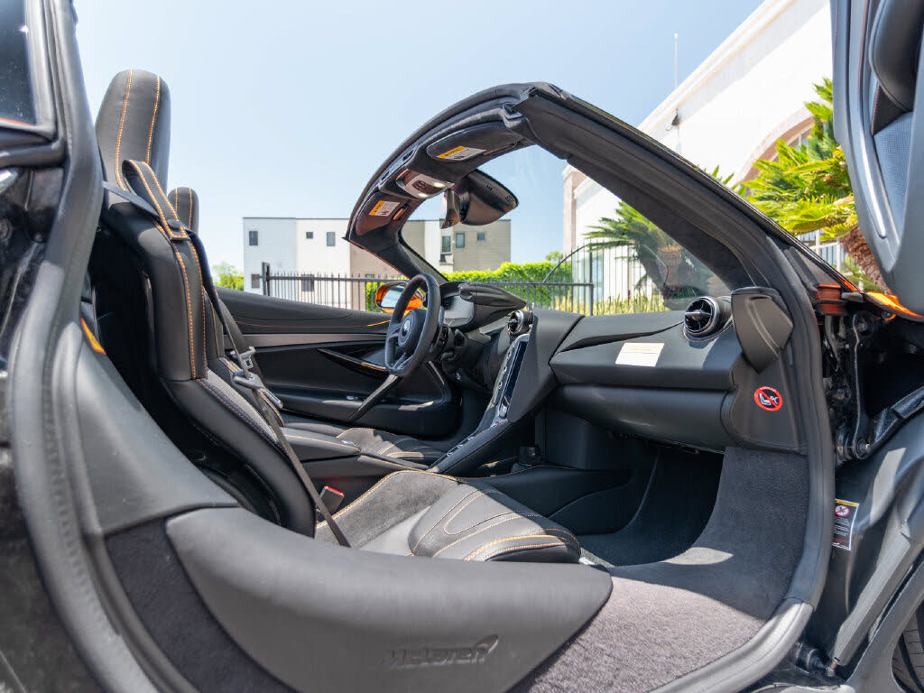 2027 McLaren 750S Spider RWD photo 19