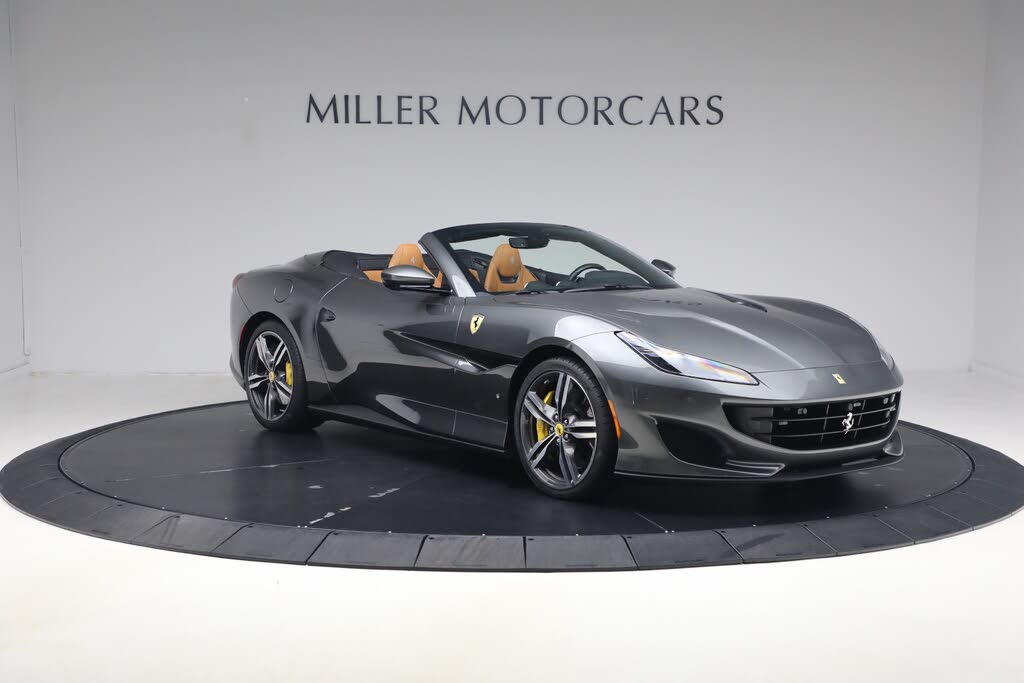 2019 Ferrari Portofino Convertible RWD photo 12