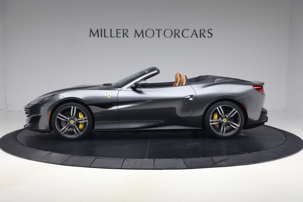 2019 Ferrari Portofino Convertible RWD photo 4