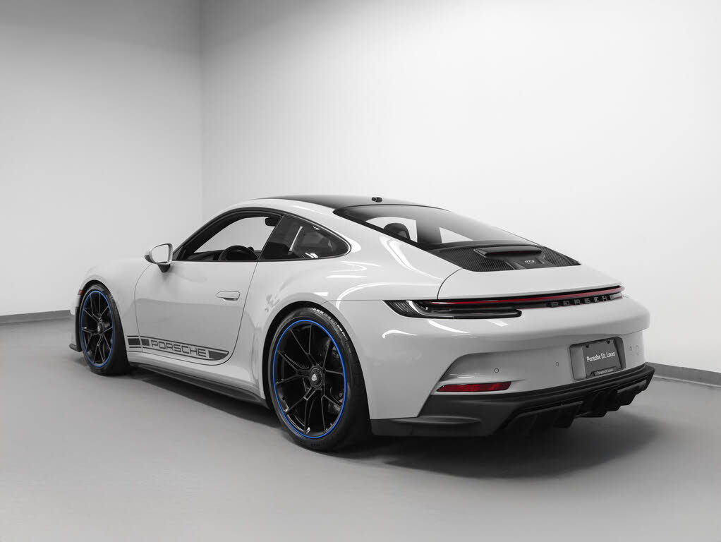 2022 Porsche 911 GT3 Coupe RWD photo 3