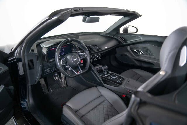 2018 Audi R8 quattro V10 Plus Spyder AWD photo 17 of 24