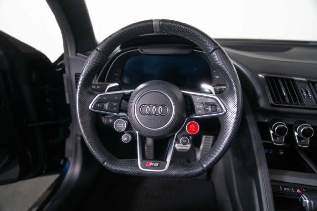 2018 Audi R8 quattro V10 Plus Spyder AWD photo 18 of 24
