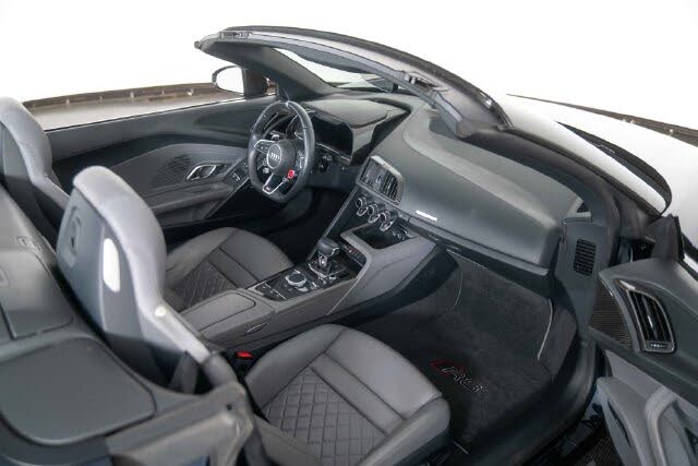 2018 Audi R8 quattro V10 Plus Spyder AWD photo 22 of 24