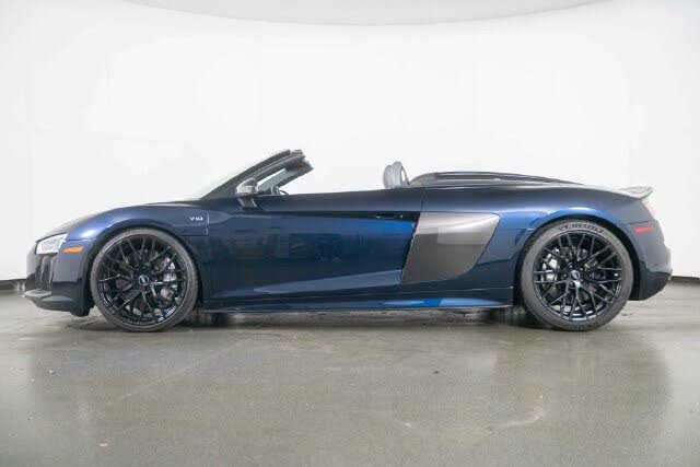 2018 Audi R8 quattro V10 Plus Spyder AWD photo 5 of 24