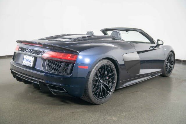 2018 Audi R8 quattro V10 Plus Spyder AWD photo 8 of 24