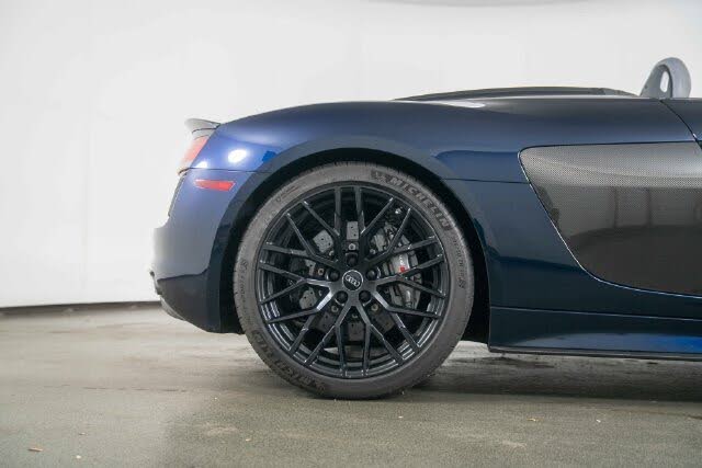 2018 Audi R8 quattro V10 Plus Spyder AWD photo 10 of 24
