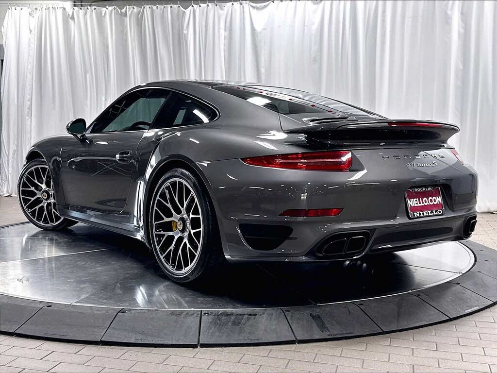 2016 Porsche 911 Turbo S Coupe AWD photo 3 of 24