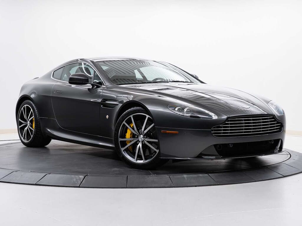 2014 Aston Martin V8 Vantage Coupe RWD