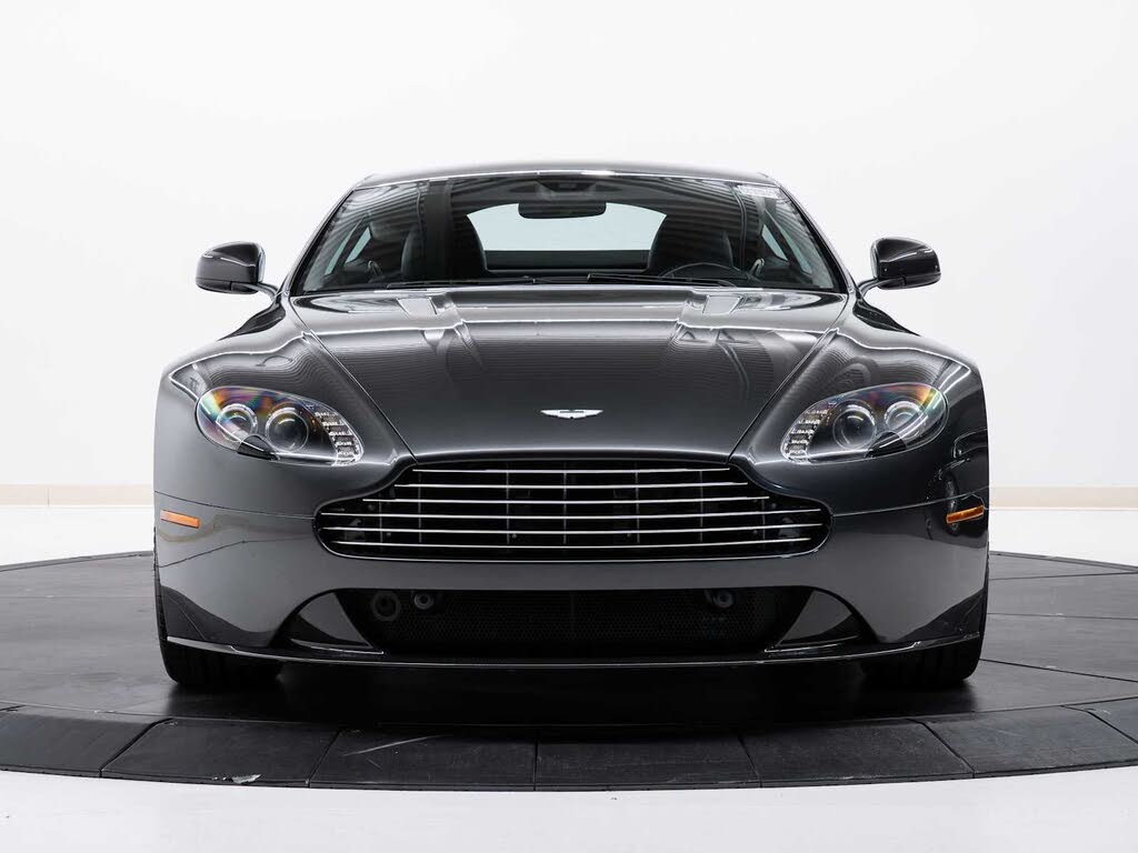 2014 Aston Martin V8 Vantage Coupe RWD photo 2
