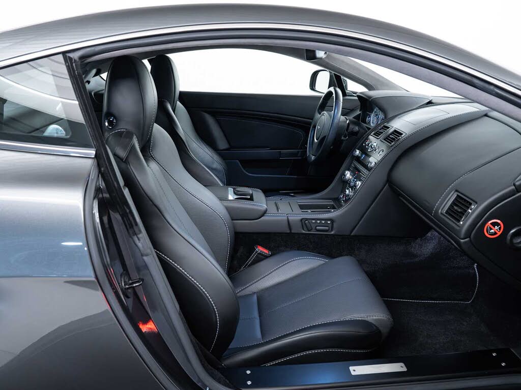 2014 Aston Martin V8 Vantage Coupe RWD photo 21
