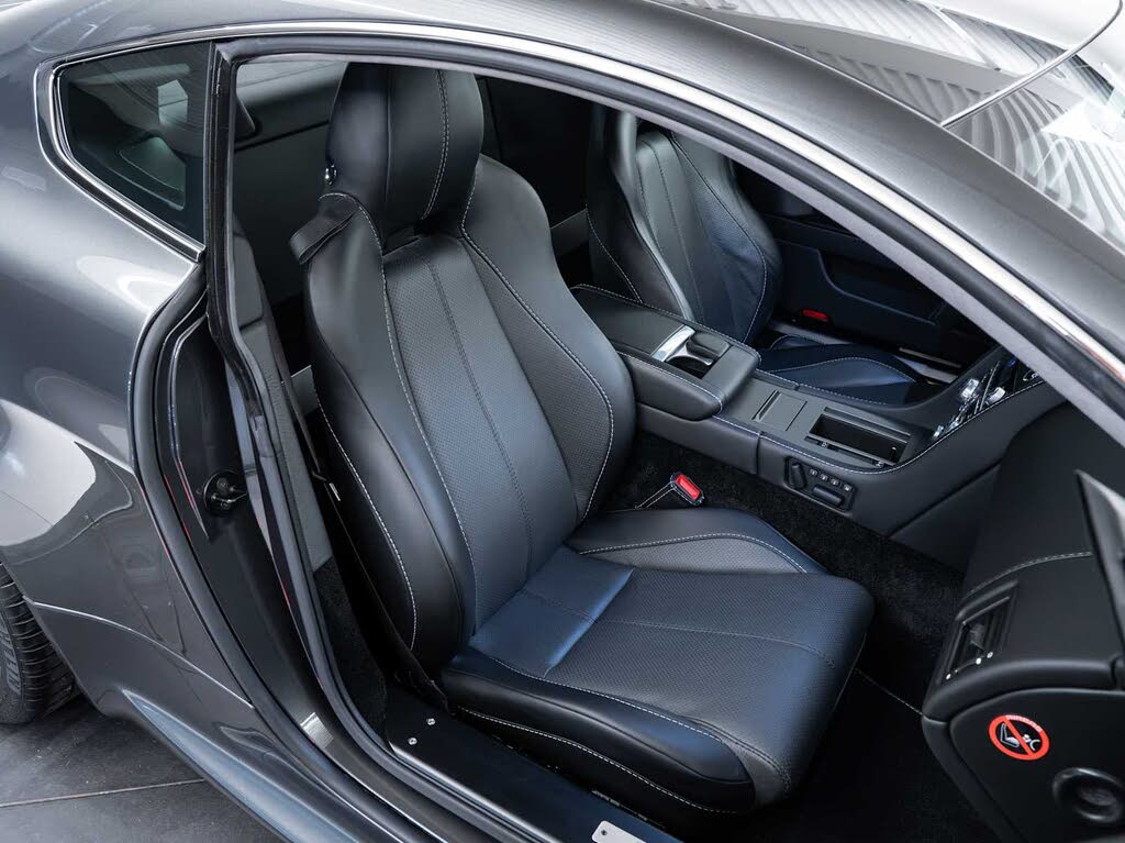 2014 Aston Martin V8 Vantage Coupe RWD photo 23
