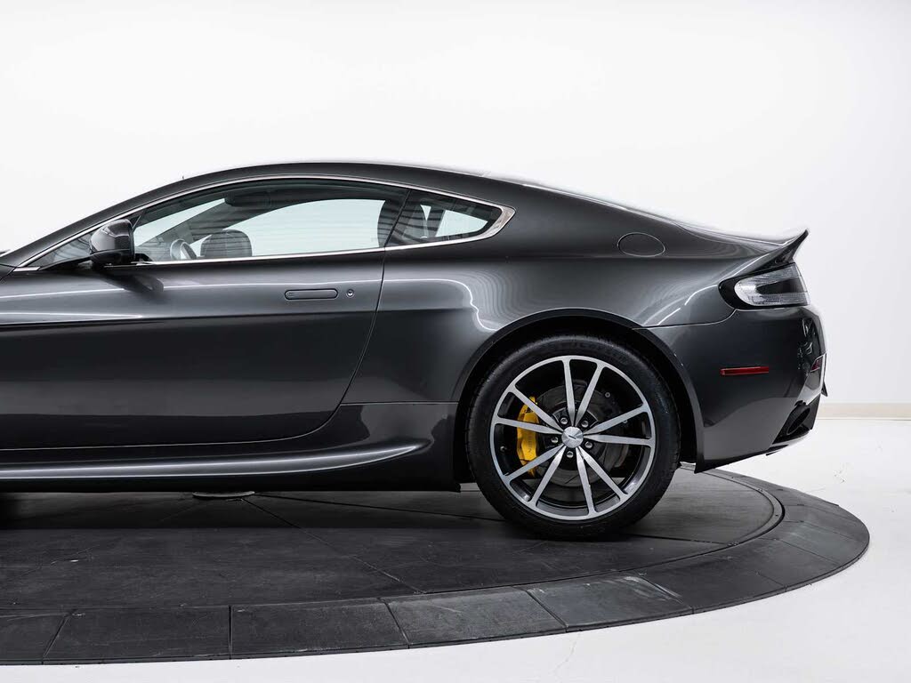 2014 Aston Martin V8 Vantage Coupe RWD photo 5