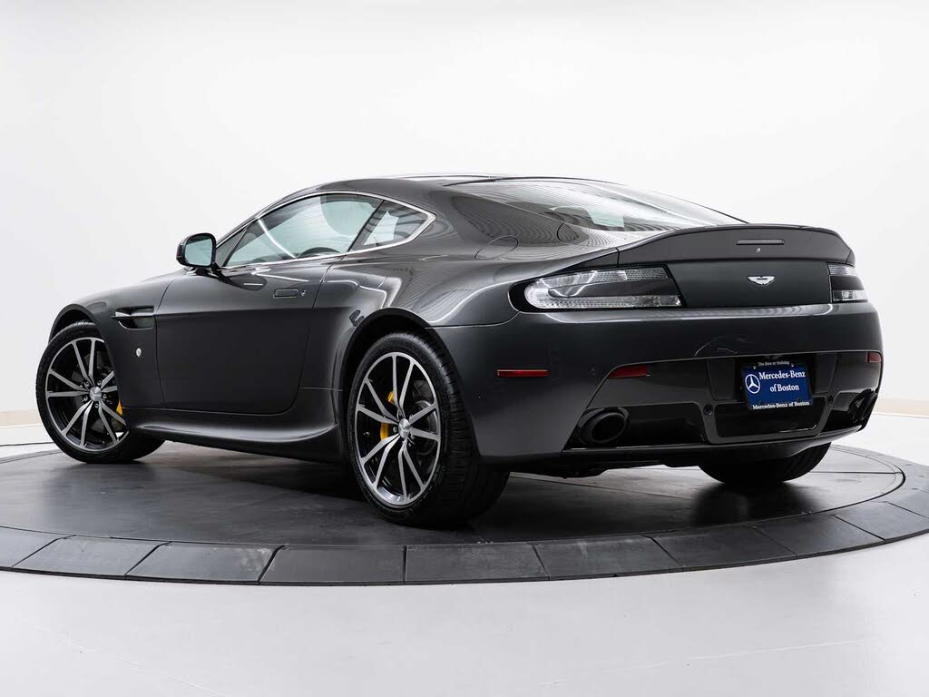 2014 Aston Martin V8 Vantage Coupe RWD photo 6